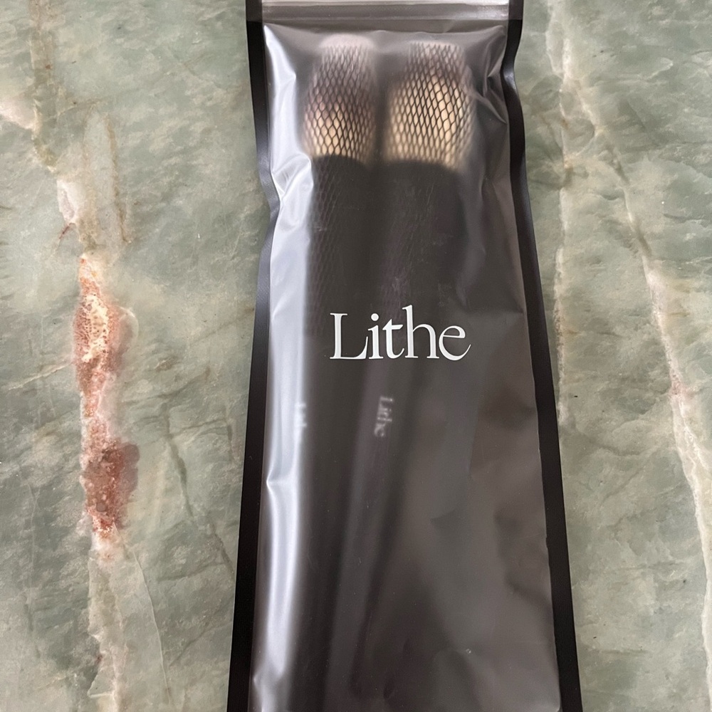 Lithe Make Up Brushes NWT